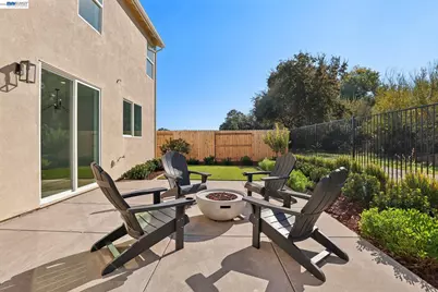 852 Pecan Tree Ln, Galt, CA 95632 - Photo 28