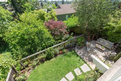 306 Wildwood Ave, Piedmont, CA 94611 - Photo 38