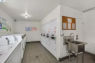 247 Capitol Ave, San Jose, CA 95127 - Photo 46