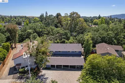 863 Palomino Dr, Pleasanton, CA 94566 - Photo 2