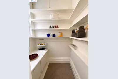 2248 22nd St, Oakland, CA 94606 - Photo 10