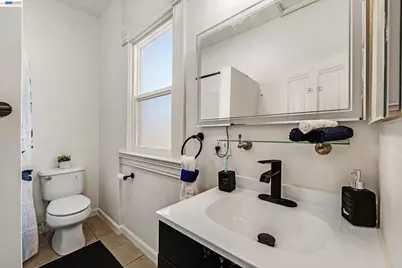 2248 22nd St, Oakland, CA 94606 - Photo 16