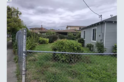 800 45th St, Richmond, CA 94804 - Photo 2