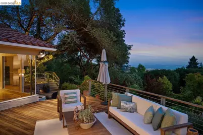 12131 Skyline Blvd, Oakland, CA 94619 - Photo 40