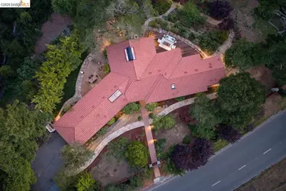 12131 Skyline Blvd, Oakland, CA 94619 - Photo 2