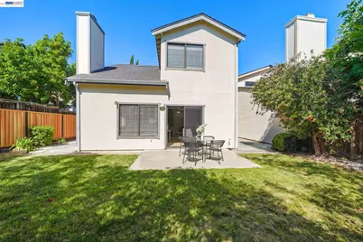 34219 Kenwood Dr, Fremont, CA 94555 - Photo 32