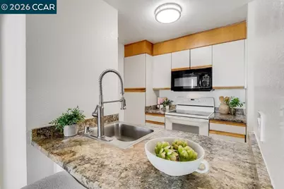 3183 Wayside Plz #307, Walnut Creek, CA 94597 - Photo 24