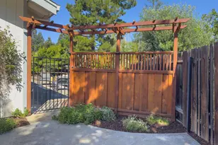 1671 Dugan Ct, Concord, CA 94521 - Photo 4