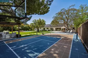 2941 Roundhill Rd, Alamo, CA 94507 - Photo 70