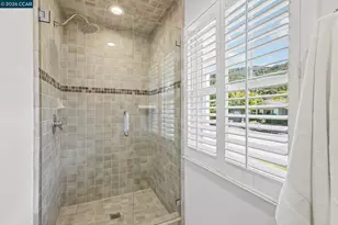 275 Deerfield Dr, Moraga, CA 94556 - Photo 36