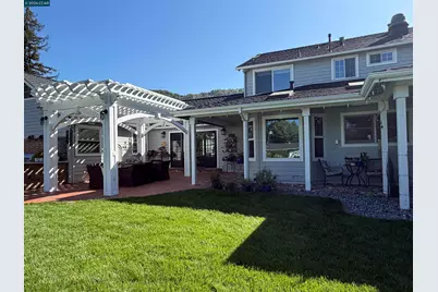 275 Deerfield Dr, Moraga, CA 94556 - Photo 4