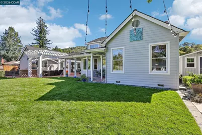 275 Deerfield Dr, Moraga, CA 94556 - Photo 48