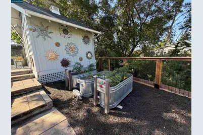 275 Deerfield Dr, Moraga, CA 94556 - Photo 14