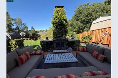 275 Deerfield Dr, Moraga, CA 94556 - Photo 10