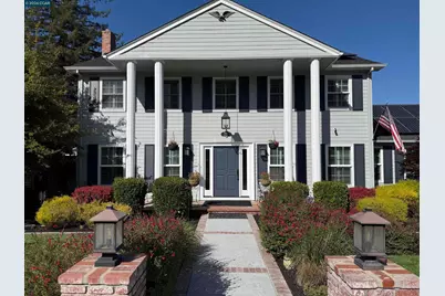 275 Deerfield Dr, Moraga, CA 94556 - Photo 2