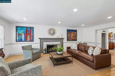 275 Deerfield Dr, Moraga, CA 94556 - Photo 10