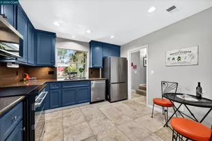 1892 London Dr, Benicia, CA 94510 - Photo 6