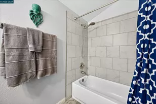 1892 London Dr, Benicia, CA 94510 - Photo 22
