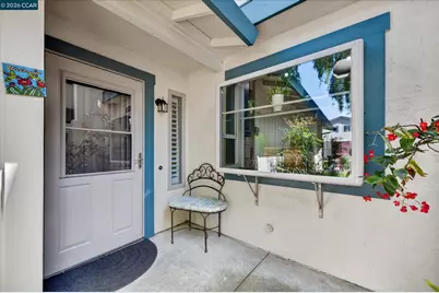 1892 London Dr, Benicia, CA 94510 - Photo 2