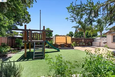 4738 Bonsai Ave, Tracy, CA 95377 - Photo 32