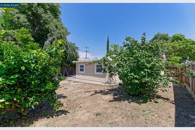 252 Madison Ave, Bay Point, CA 94565 - Photo 22