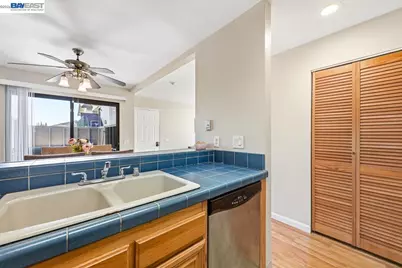 263 Famoso Plz, Union City, CA 94587 - Photo 16