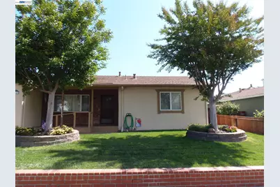 8155 Elgin Ln, Dublin, CA 94568 - Photo 2