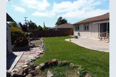8155 Elgin Ln, Dublin, CA 94568 - Photo 30