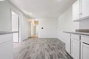 941 Burkett Ave, Stockton, CA 95205 - Photo 38