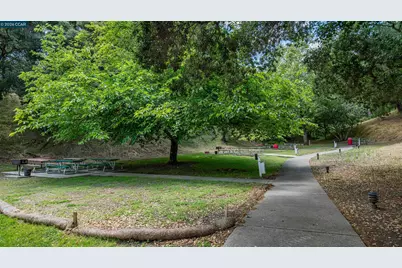 1224 Rockledge Ln #6, Walnut Creek, CA 94595 - Photo 32