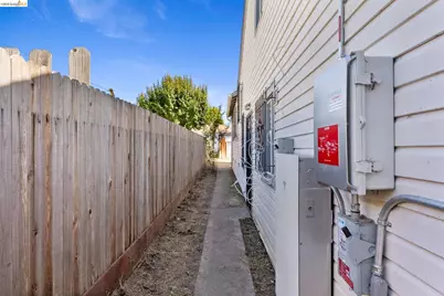 1836 99th Avenue, Oakland, CA 94603 - Photo 20
