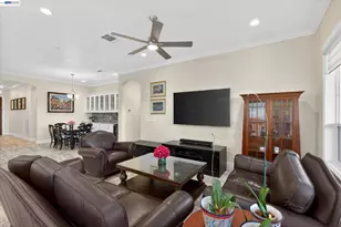 1601 Chianti Ln, Brentwood, CA 94513 - Photo 14