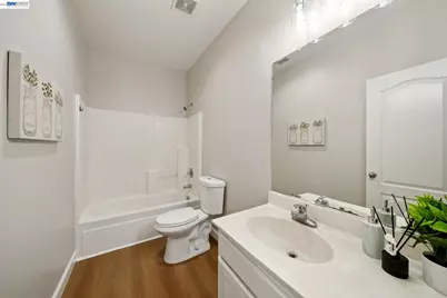 300 American Farms Ave, Lathrop, CA 95330 - Photo 42