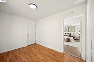 3039 Kansas St, Oakland, CA 94602 - Photo 36