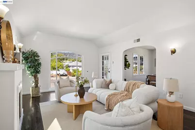 3039 Kansas St, Oakland, CA 94602 - Photo 8