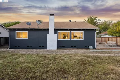 37825 Goldenrod Dr, Newark, CA 94560 - Photo 44