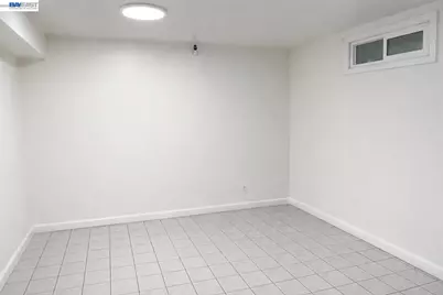 801 Franklin St #711, Oakland, CA 94607 - Photo 2