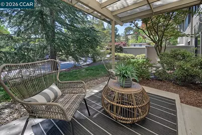 1316 Singingwood Ct #2, Walnut Creek, CA 94595 - Photo 12