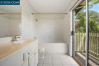 126 La Espiral, Orinda, CA 94563 - Photo 32