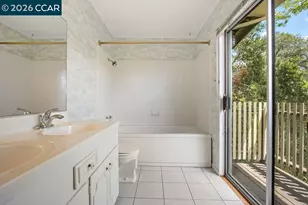 126 La Espiral, Orinda, CA 94563 - Photo 32