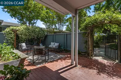1232 Fairlawn Court #4, Walnut Creek, CA 94595 - Photo 4