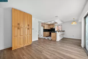 1026 Burnham Dr, Pittsburg, CA 94565 - Photo 16