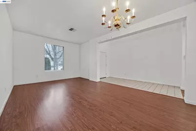 448 Burlington Dr, Tracy, CA 95376 - Photo 6