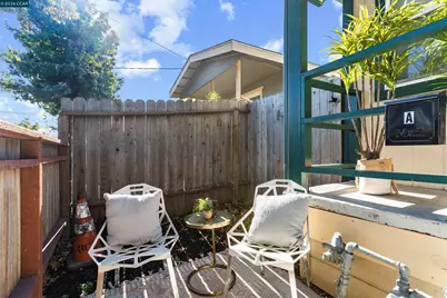 1319 Kelsey St, Richmond, CA 94801 - Photo 8