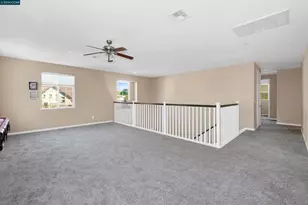 2138 Yellow Rose Cir, Fairfield, CA 94534 - Photo 34