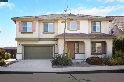 2138 Yellow Rose Cir, Fairfield, CA 94534 - Photo 2