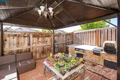 2138 Yellow Rose Cir, Fairfield, CA 94534 - Photo 64
