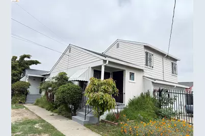 1267 101st Ave, Oakland, CA 94603 - Photo 1