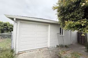 1267 101st Ave, Oakland, CA 94603 - Photo 6