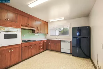 5501 Colorado Dr, Concord, CA 94521 - Photo 8